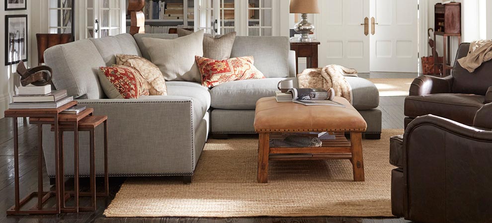 Turner Sectional Clic Living Room Ideas Pottery Barn Turner Sectional Clic Living Room