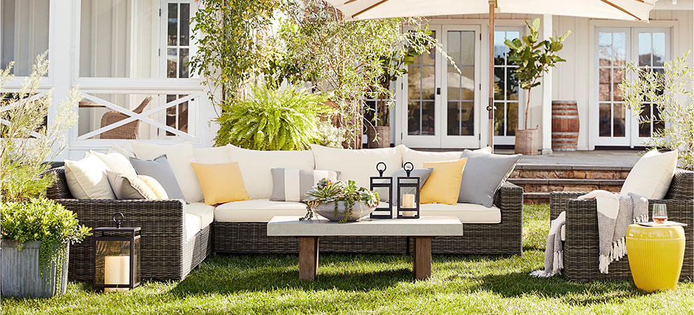 Wicker Sofas, Wicker Sectionals & Wicker Loveseats ...