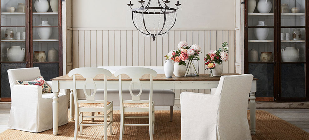 Faye PB Classic Dining Room Faye PB Classic Dining Room