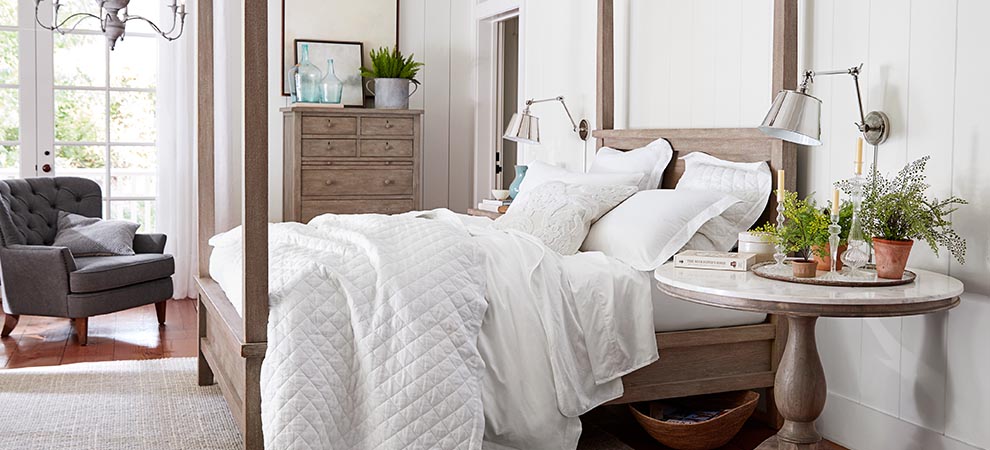 Farmhouse Canopy Whites Bedroom Farmhouse Canopy Whites Bedroom