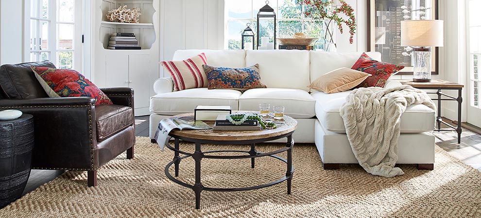 Townsend Sectional Clic Living Room Pottery Barn Townsend Sectional Clic Living Room