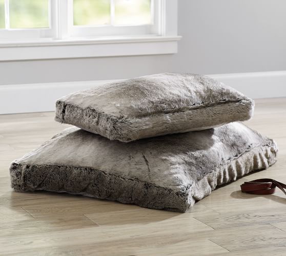 Pottery Barn Faux Fur Dog Bed Cover Pottery Barn Faux Fur Dog Bed Cover