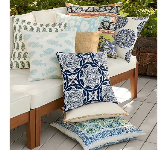 Betsy Medallion Indoor/Outdoor Pillow Pottery Barn