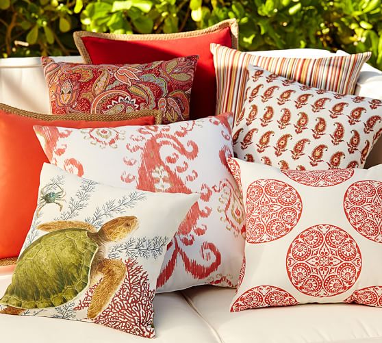 Playa Indoor/Outdoor Pillow Pottery Barn