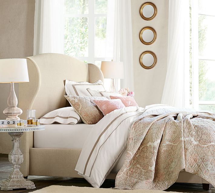 Aubrey Curvy Lamp Pottery Barn