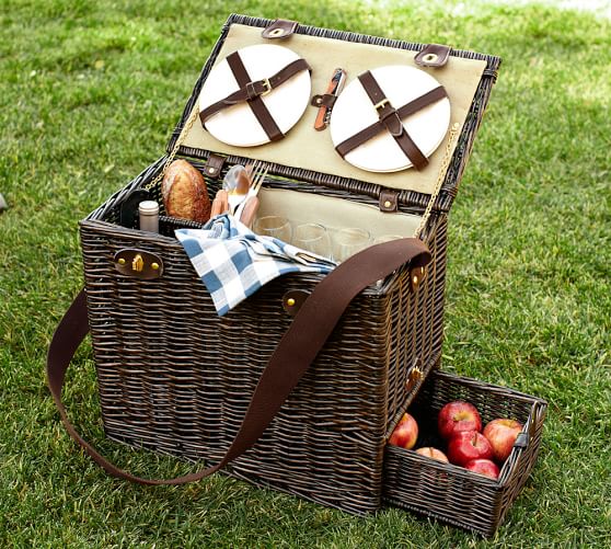 Rattan Picnic Trunk for 4 Pottery Barn