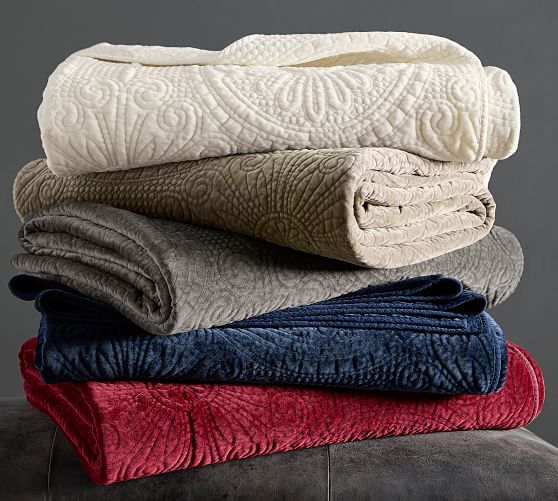 Velvet Medallion Quilt & Sham Flagstone Pottery Barn