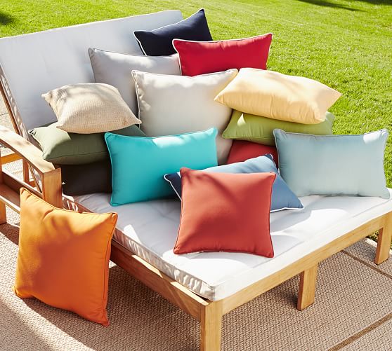 Sunbrella Contrast Piped Solid Indoor Outdoor Pillow Pottery Barn Sunbrella Contrast Piped Solid Indoor Outdoor Pillow