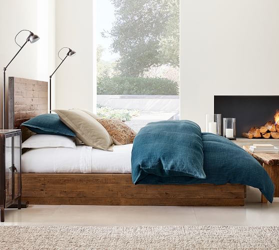 Daddy S Antiques Reclaimed Wood Bed Wooden Beds Pottery Barn Daddy S Antiques Reclaimed Wood Bed