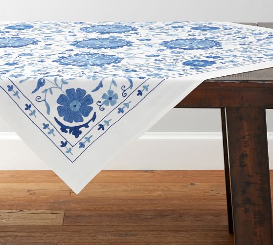 Tablecloths, Table Runners & Table Linens Pottery Barn