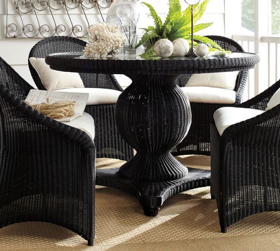 Palmetto All Weather Wicker Round Pedestal Dining Table Black