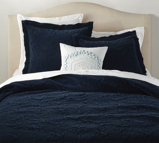 Midnight Velvet Floral Quilt Pottery Barn