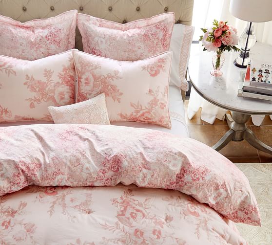 Monique Lhuillier Penelope Ikat Floral Print Patterned Duvet Cover