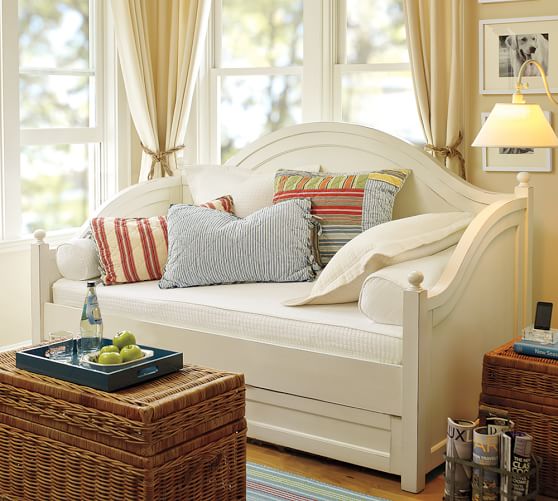 Charlotte Daybed With Trundle Pottery Barn