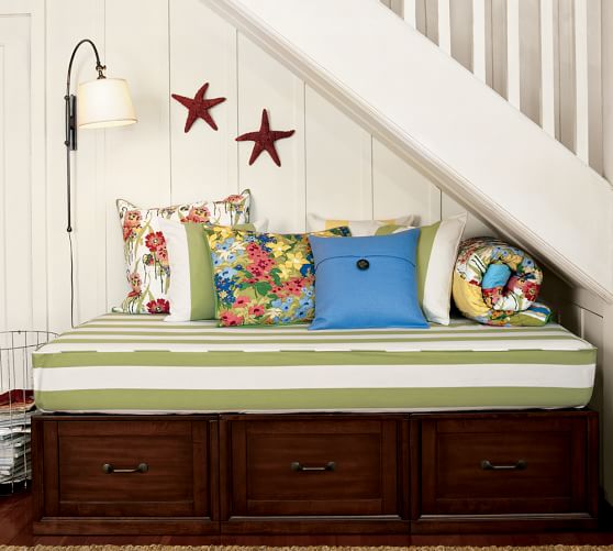 Stratton Storage Platform Daybed With Drawers Pottery Barn