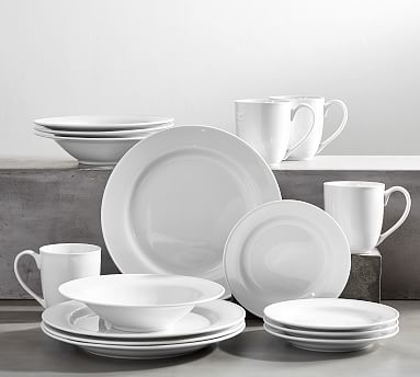 Great White Traditional Porcelain 16 Piece Dinnerware Set