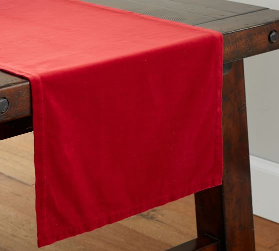 red table runners cheap