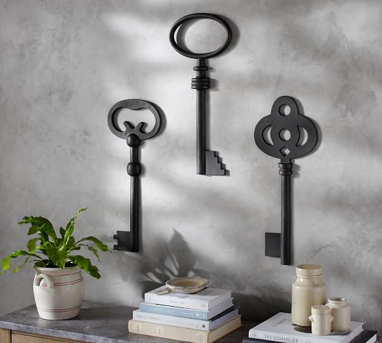 Bronze Hanging Keys Set Of 3 Wall Decor Pottery Barn Bronze Hanging Keys Set Of 3 Wall